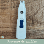 lime-a-griffe-en-utilisation-sur-griffes-de-chien