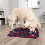 tapis-de-fouille-chien-trixie-rouge-bleu