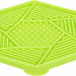 tapis-de-lechage-silicone-chien-vert