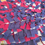 Tapis à renifler Trixie Activity bleu marine et bordeaux pour chien