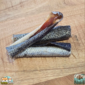 Peau de saumon avec viande naturelle pour chien – friandise poisson