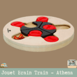 Le jouet Brain Train Athena Brun Clair avec ses compartiments à friandises.