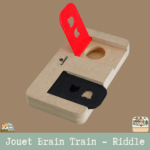 Jouet Brain Train Riddle en MDF pour stimulation mentale des chiens.