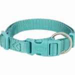 Collier réglable Premium Trixie pour chien, disponible en plusieurs tailles et couleurs.