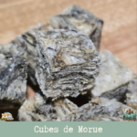 Cube de morue pour chien. friandises naturelles gourmandes pour l'éducation. friandise hypoallergénique.