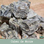 Cube de morue pour chien. friandises naturelles gourmandes pour l'éducation. friandise hypoallergénique.