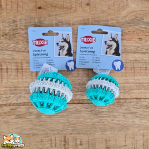 Balle Denta Fun Trixie en caoutchouc naturel pour chien, disponible en 6 et 7 cm