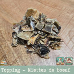 Copeaux de viande adaptés aux jouets à fourrer, tapis de léchage ou à mélanger avec du beurre de cacahuète ou du kéfir.