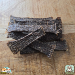 Lanières de viande d’agneau séchées naturelles pour chien – snack riche en protéines