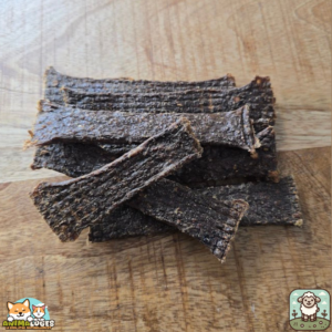 Lanières de viande d’agneau séchées naturelles pour chien – snack riche en protéines