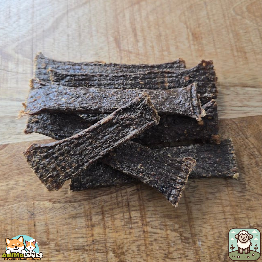 Lanières de viande d’agneau séchées naturelles pour chien – snack riche en protéines