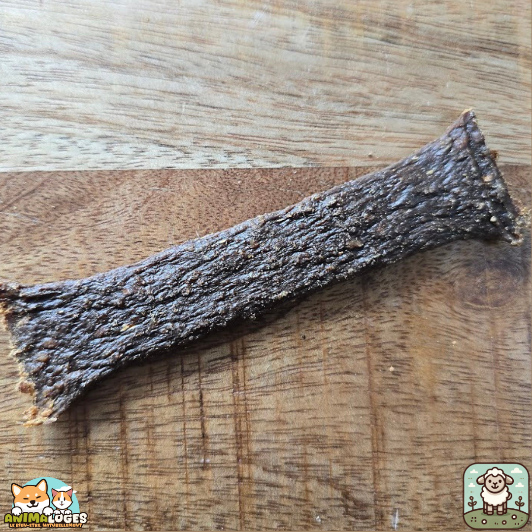 Lanières de viande d’agneau séchées naturelles pour chien – snack riche en protéines