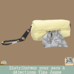 Distributeur de sacs à déjections Vika Jaune Flamingo. Léger, rechargeable, avec mousqueton – pratique pour toutes les promenades avec votre chien.