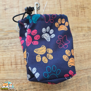 pochette à friandises motif pattes chien