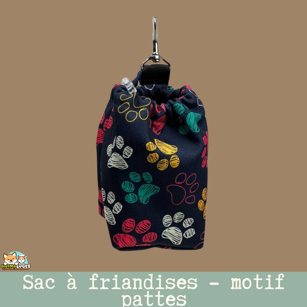 Sac à friandises pour chien « Paw Pattern » – treat pouch imperméable