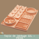 tapis d'alimentation et de léchage, un moyen d'occuper son chien et de l'amuser pendant les repas