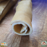 Peau de bœuf roulée séchée naturelle pour chien – friandise à mâcher