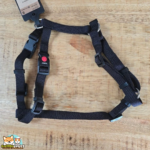 Harnais en H Ziggi Flamingo réglable pour chien, disponible en plusieurs tailles et coloris.