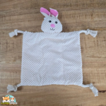 Jouet pour chien Flamingo Akra avec couverture câline, lapin blanc et corde