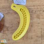 Jouet à garnir Bapee Flamingo pour chien en caoutchouc, en forme de banane jaune, de pomme rouge ou de poire verte.