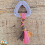 Jouet Flamingo Bunty Triangle Taupe pour chiot