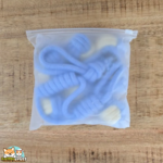 Lot de six jouets pour chien en corde de coton Marshmallow Doggotique, crème et violet pastel